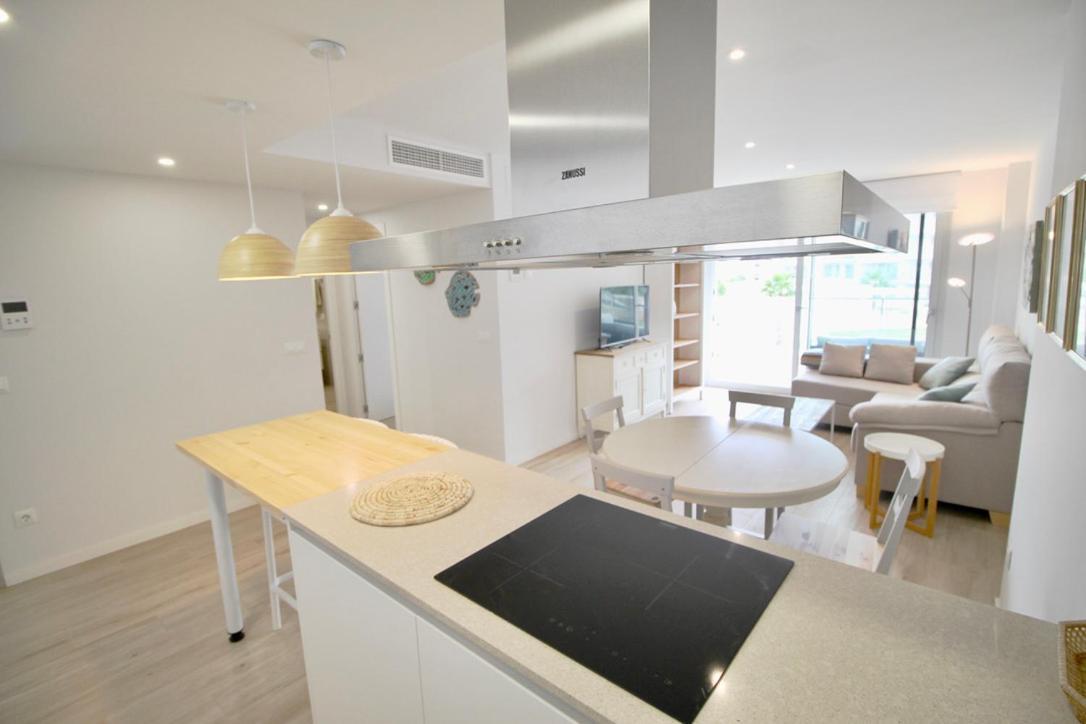 Marina Real 83 By Homeprive Dénia Exterior foto